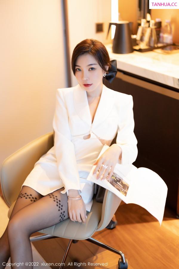陈芝 芝芝Booty [XiuRen]高清写真图 2022.10.27 No.5770 徐莉芝Booty 蕾丝内衣第14张图片
